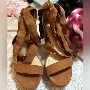 Wrapped heels- Brown Size 10